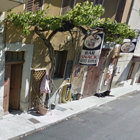 Photo de la façade du restaurant le bar à thym