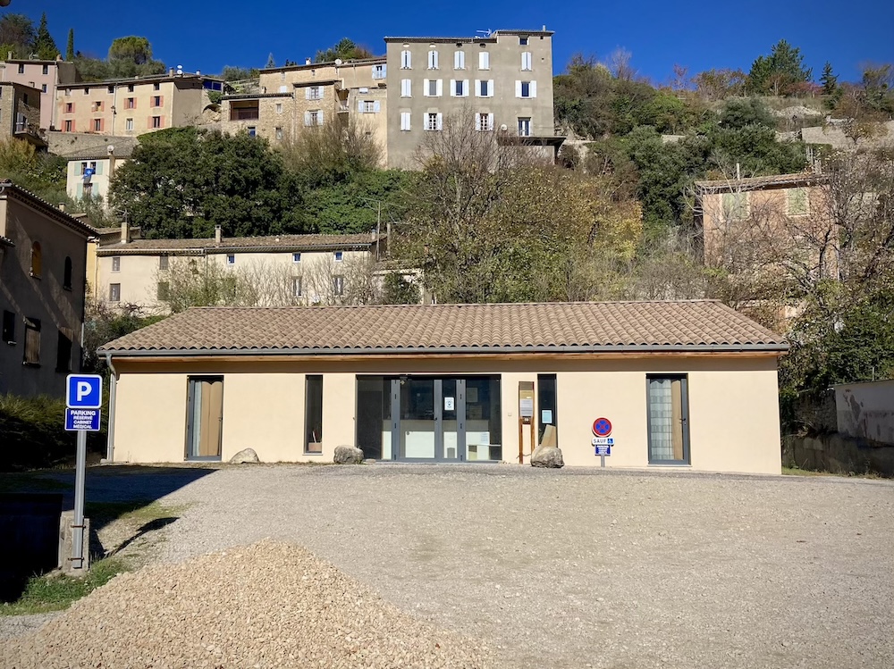 Photo de la façade du cabinet médical et infirmier